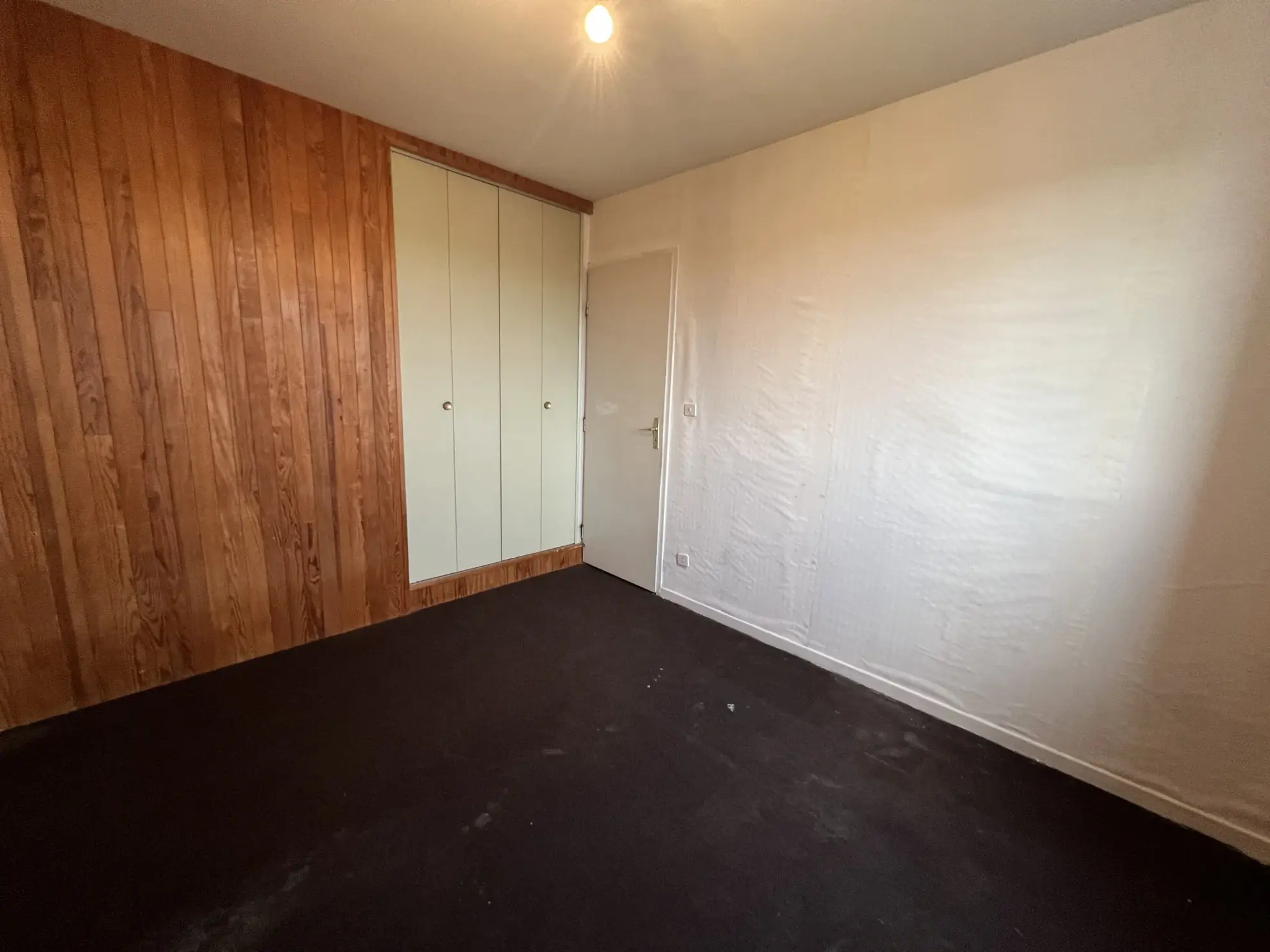 Maison à vendre à Semur-en-Auxois avec 4 chambres, garage et terrasse 