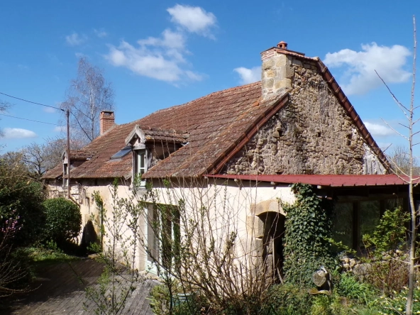 Charmante longère à Gipcy avec terrain de 780 m² - idéal vie paisible en campagne