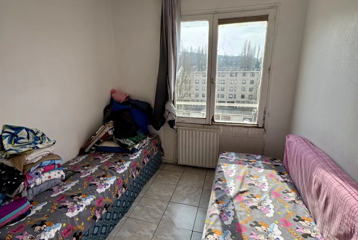 Appartement 3 pièces de 62 m² à Clichy-sous-Bois, idéal investisseur 