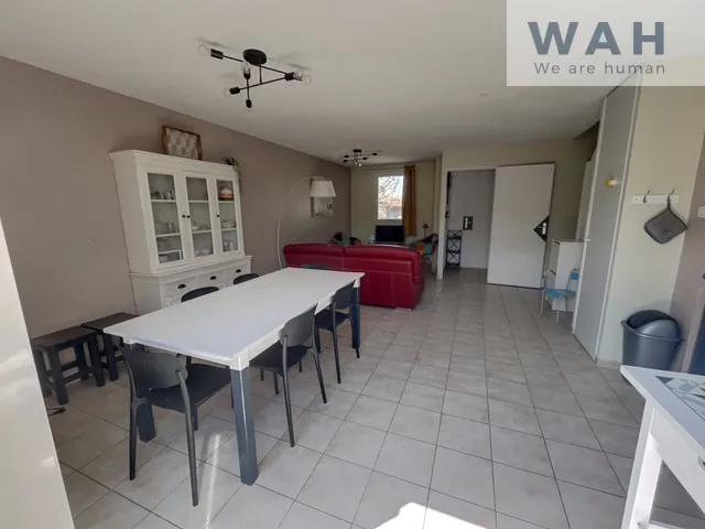 Villa T4 avec terrasse, garage et piscine à Calvisson, proche Nîmes 
