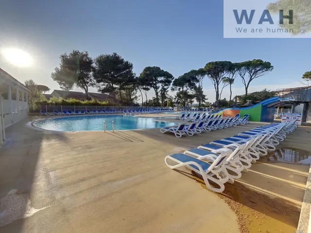 Villa T4 avec terrasse, garage et piscine à Calvisson, proche Nîmes 