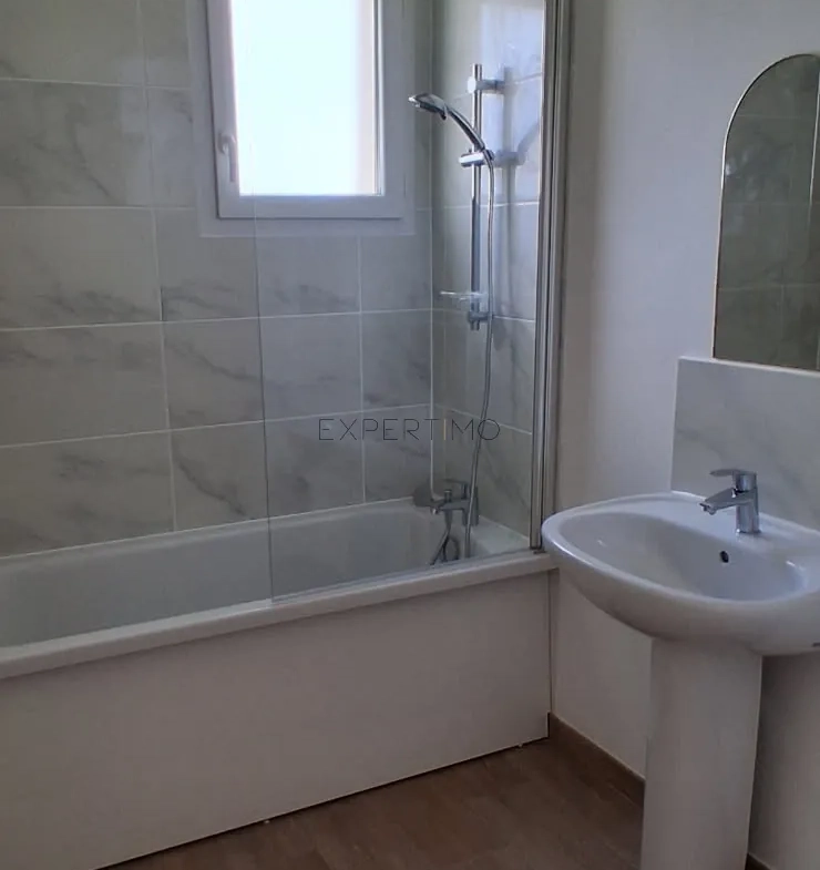 Maison de plain-pied récente à Val de Reuil - Idéal Investissement ou Premier Achat 