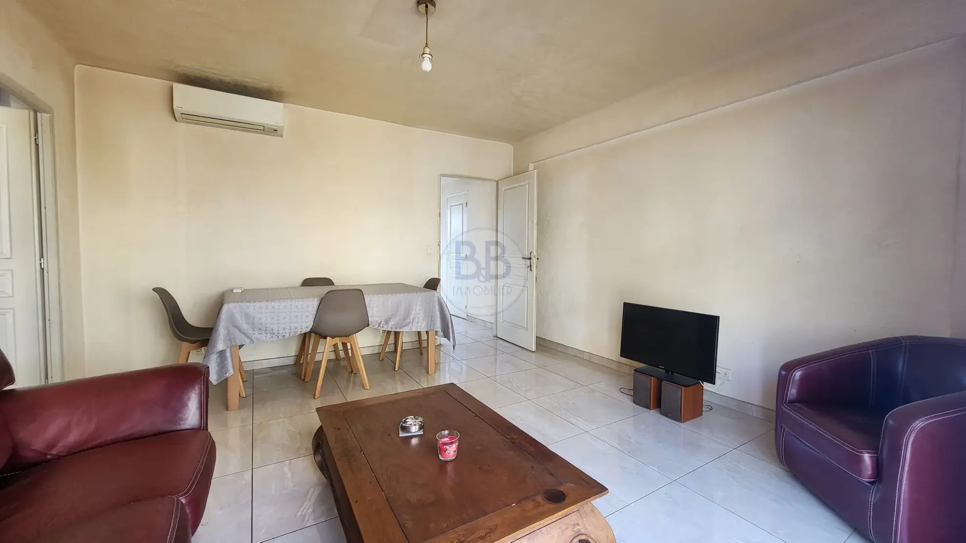 Appartement 3 pièces à vendre à Fréjus, proche centre-ville avec balcon et cave 