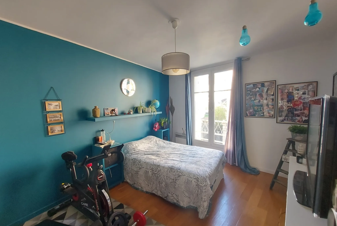 Appartement T4 à Vernouillet avec cave et parking en centre-ville 