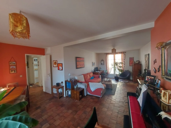 Appartement T4 à Vernouillet avec cave et parking en centre-ville