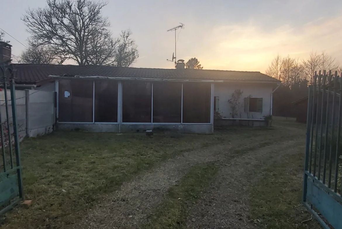 Maison à rénover de 93 m² avec dépendance sur terrain de 2992 m² à Saugnacq et Muret 