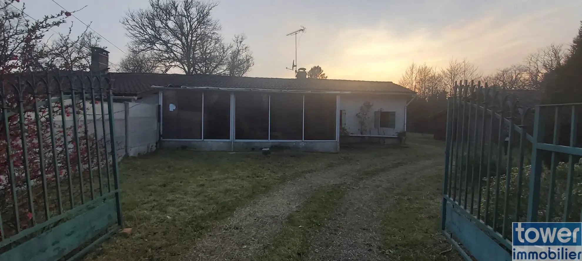 Maison à rénover de 93 m² avec dépendance sur terrain de 2992 m² à Saugnacq et Muret 