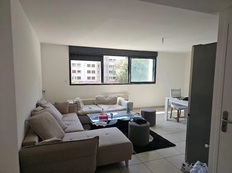 Appartement T3 de 71,71 m² à Toulon avec terrasse et faibles charges 