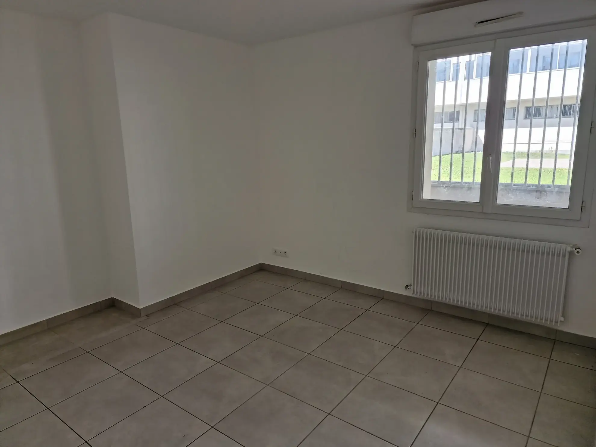 Appartement T3 de 71,71 m² à Toulon avec terrasse et faibles charges 