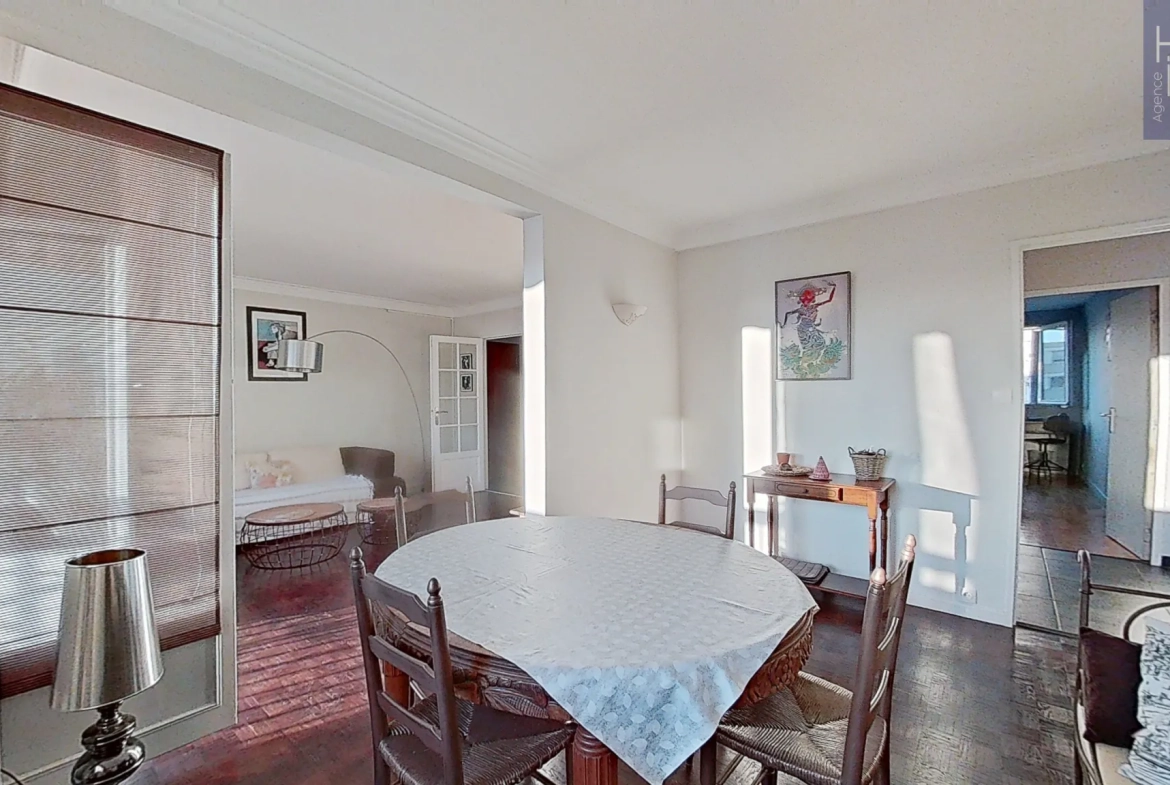 Appartement familial 3-4 chambres avec balcon et cave à Lyon 5ème limite Tassin 
