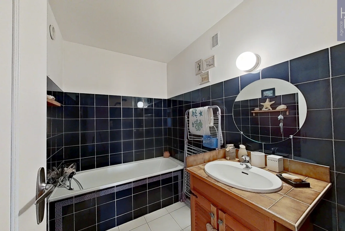 Appartement familial 3-4 chambres avec balcon et cave à Lyon 5ème limite Tassin 