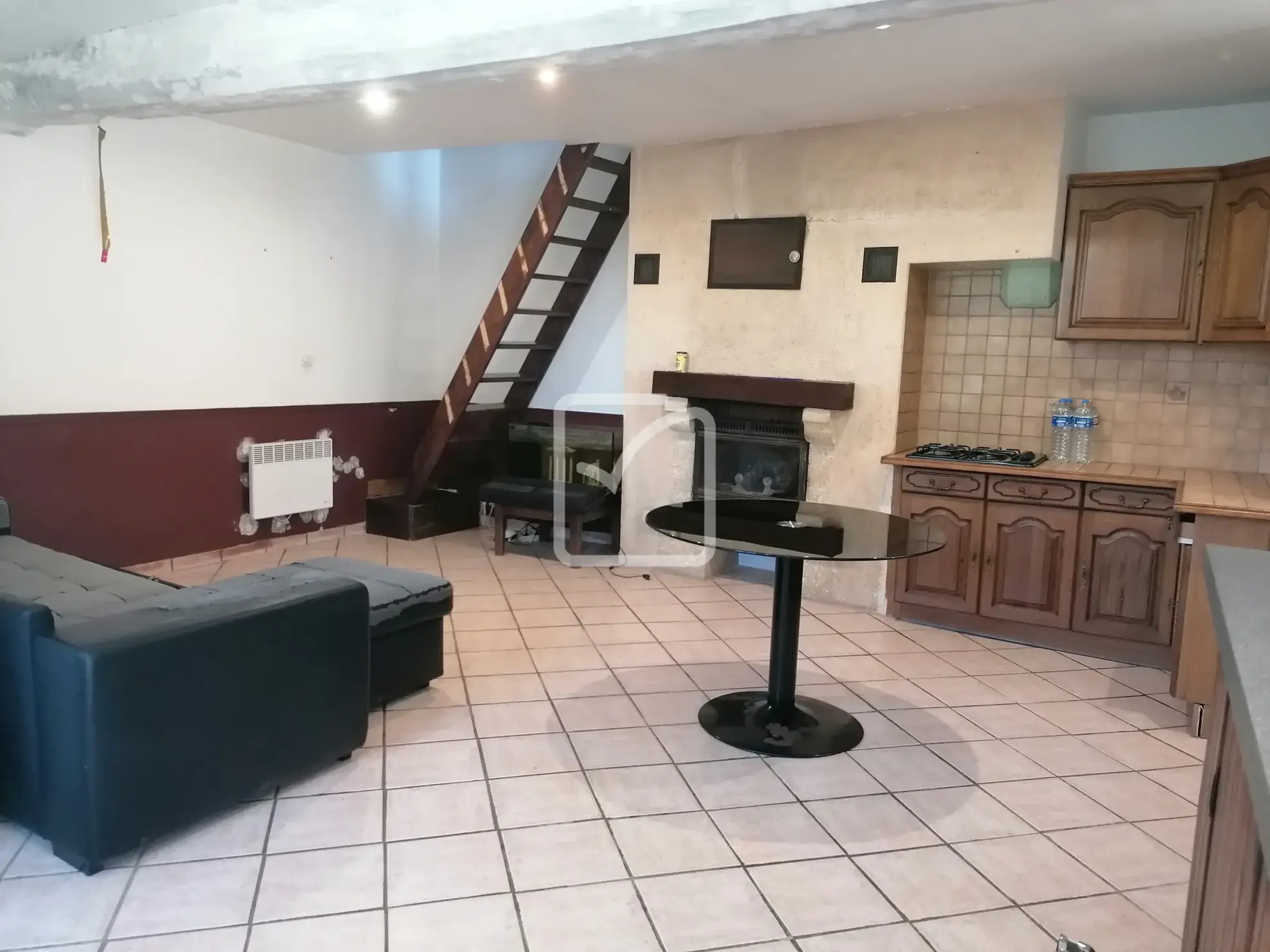 Maison en pierre avec dépendances à Maure de Bretagne - Calme et potentiel 