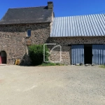 Maison en pierre avec dépendances à Maure de Bretagne - Calme et potentiel