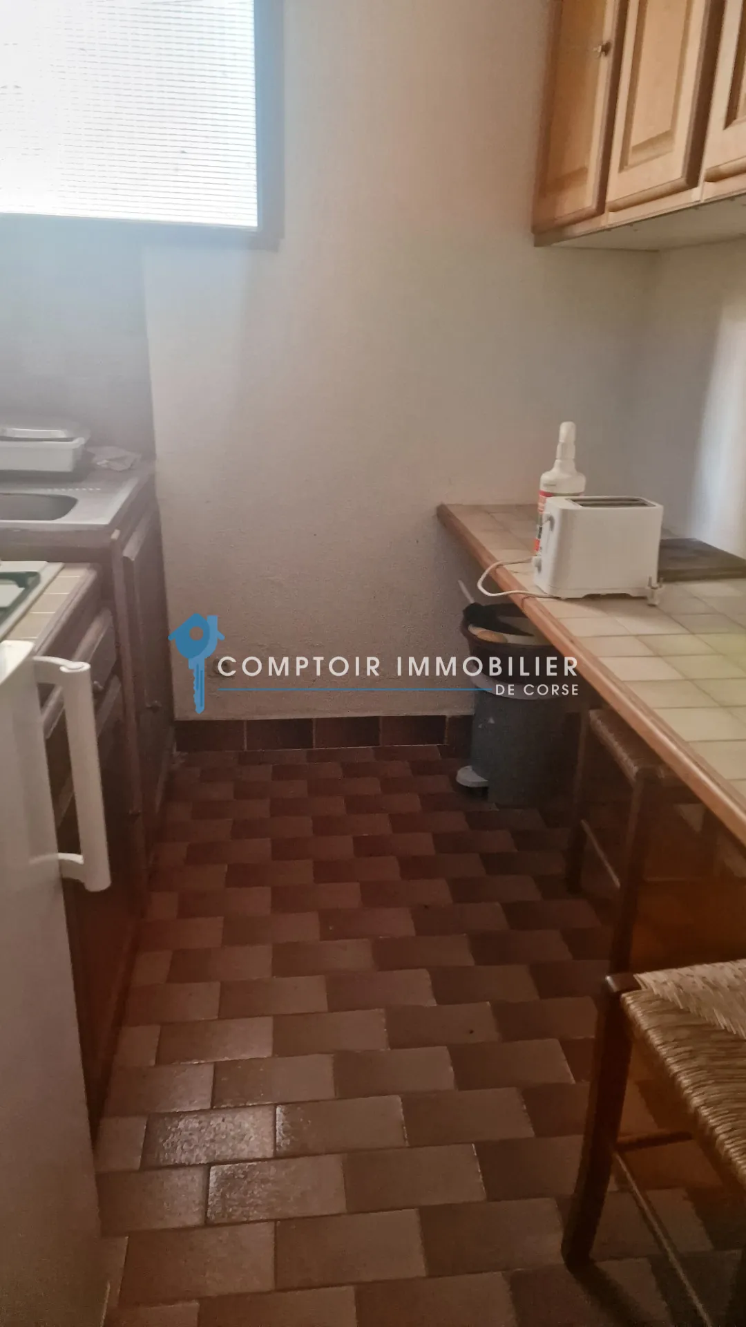 Maison de village à Ghisoni de 87 m² avec studio, potentiel et vue montagne 