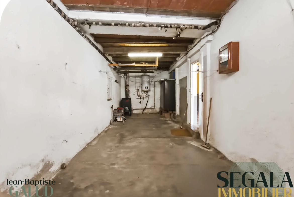 Maison de ville de 127 m² à Carmaux, secteur Sainte-Cécile, avec jardin et division possible 