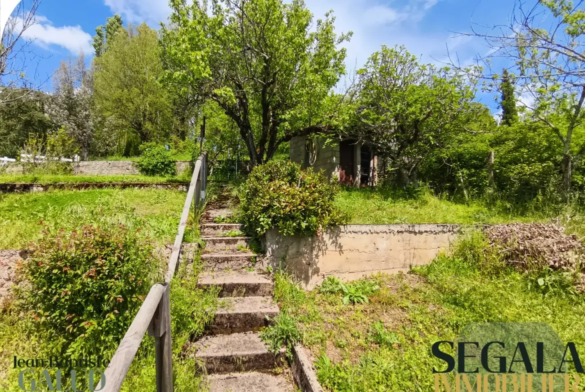 Maison de ville de 127 m² à Carmaux, secteur Sainte-Cécile, avec jardin et division possible 