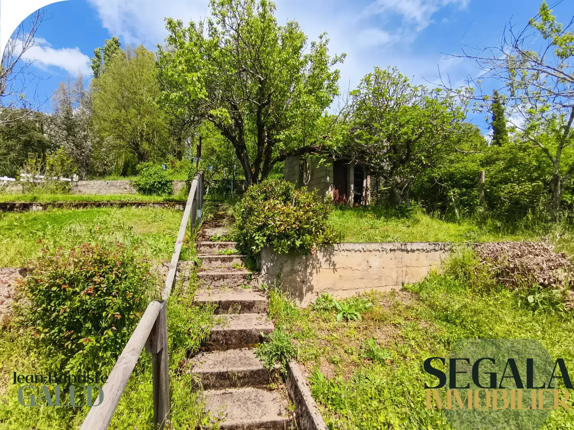 Maison de ville de 127 m² à Carmaux, secteur Sainte-Cécile, avec jardin et division possible 