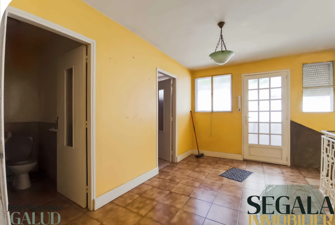 Maison de ville de 127 m² à Carmaux, secteur Sainte-Cécile, avec jardin et division possible 