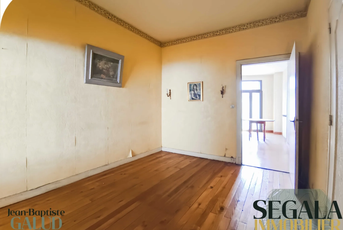 Maison de ville de 127 m² à Carmaux, secteur Sainte-Cécile, avec jardin et division possible 