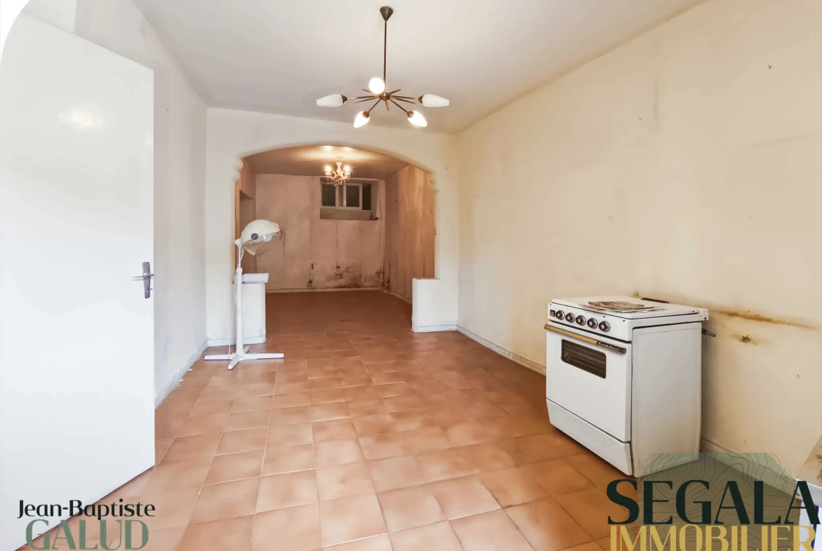 Maison de ville de 127 m² à Carmaux, secteur Sainte-Cécile, avec jardin et division possible 