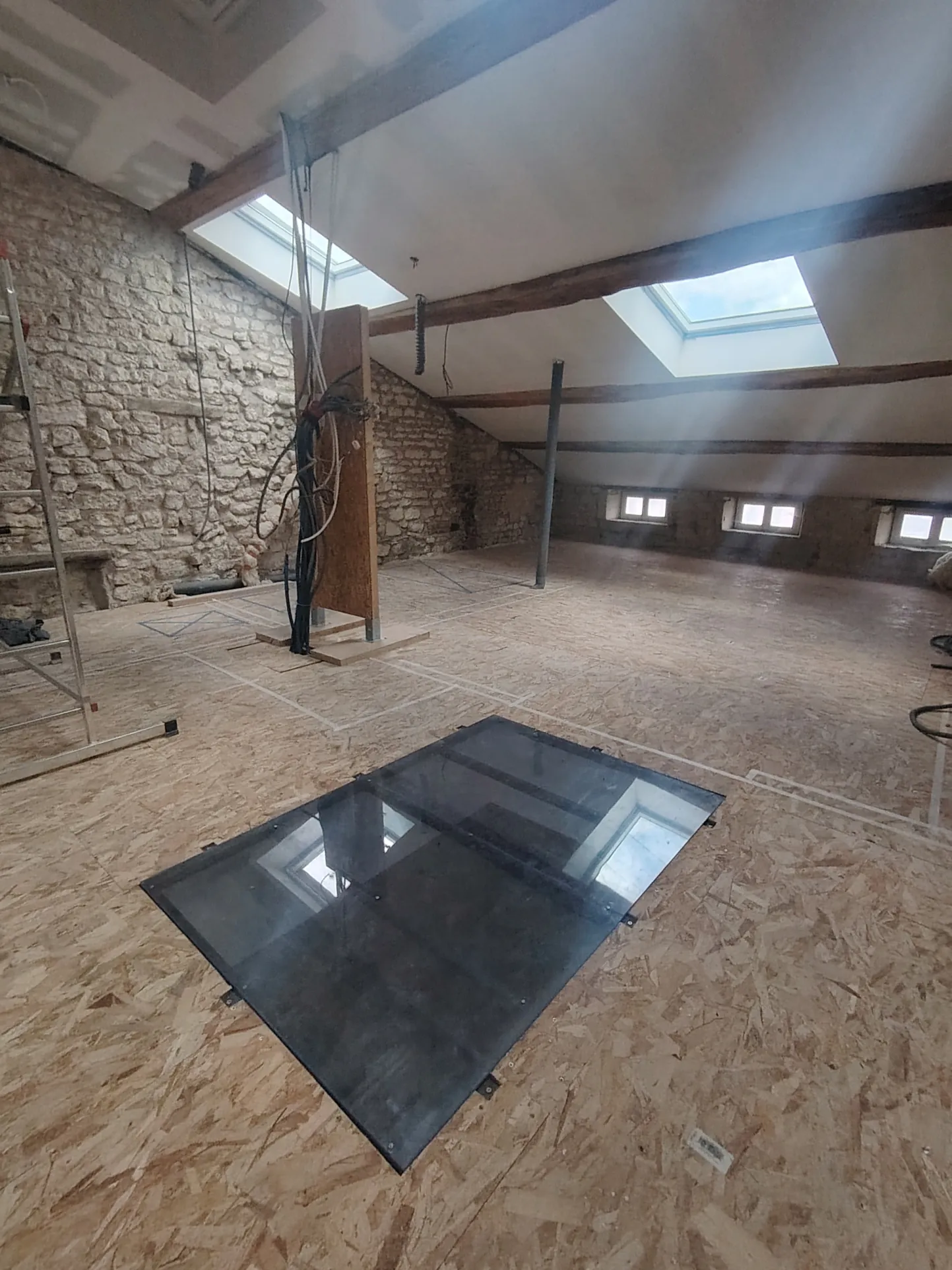 Belle maison de campagne à Saint-Maurice-sous-les-Côtes avec terrain arboré 