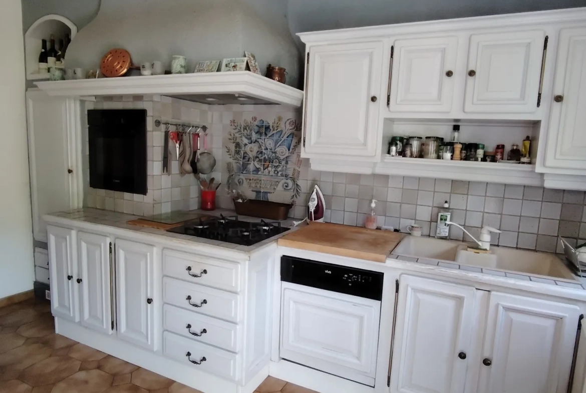 Belle maison de campagne à Saint-Maurice-sous-les-Côtes avec terrain arboré 