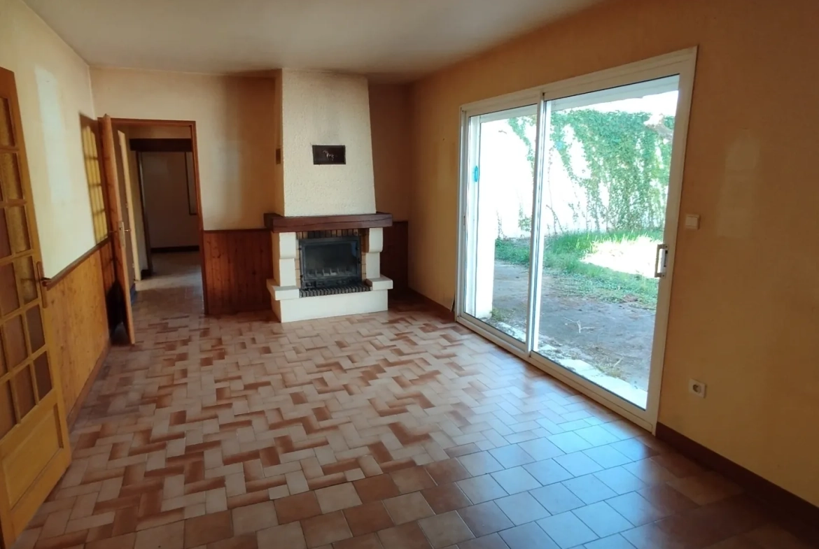 Maison avec local commercial à Bergerac, proche Prigonrieux - 7 pièces, 3 chambres, terrasse, jardin 