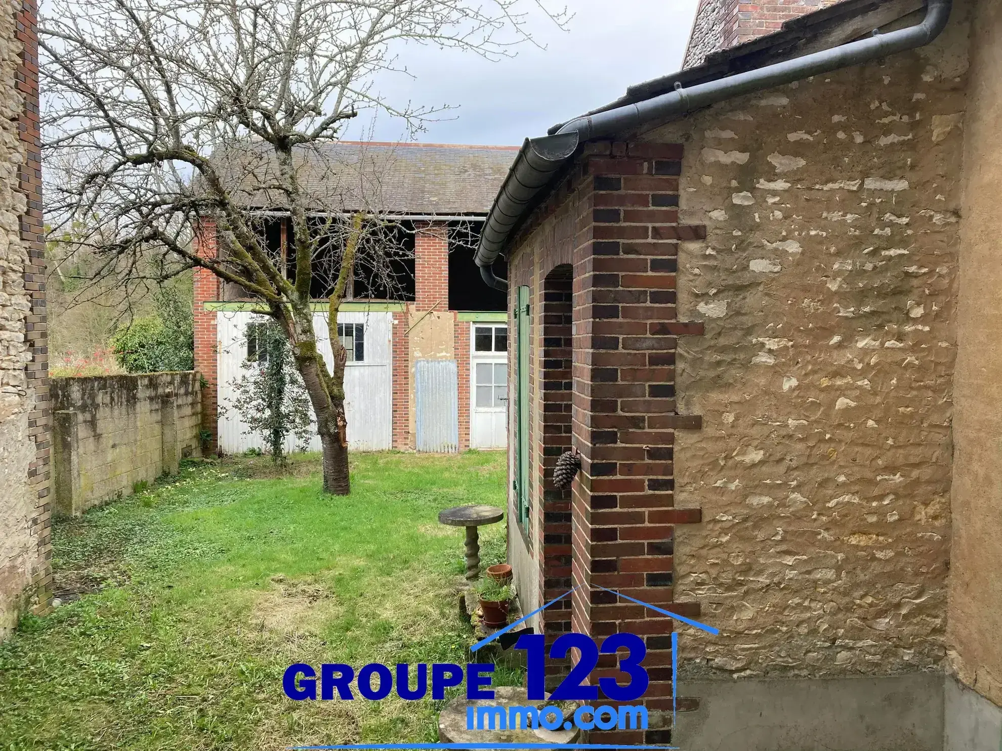 Maison à rénover de 172 m² entre Aillant et Auxerre - Grand potentiel à découvrir 