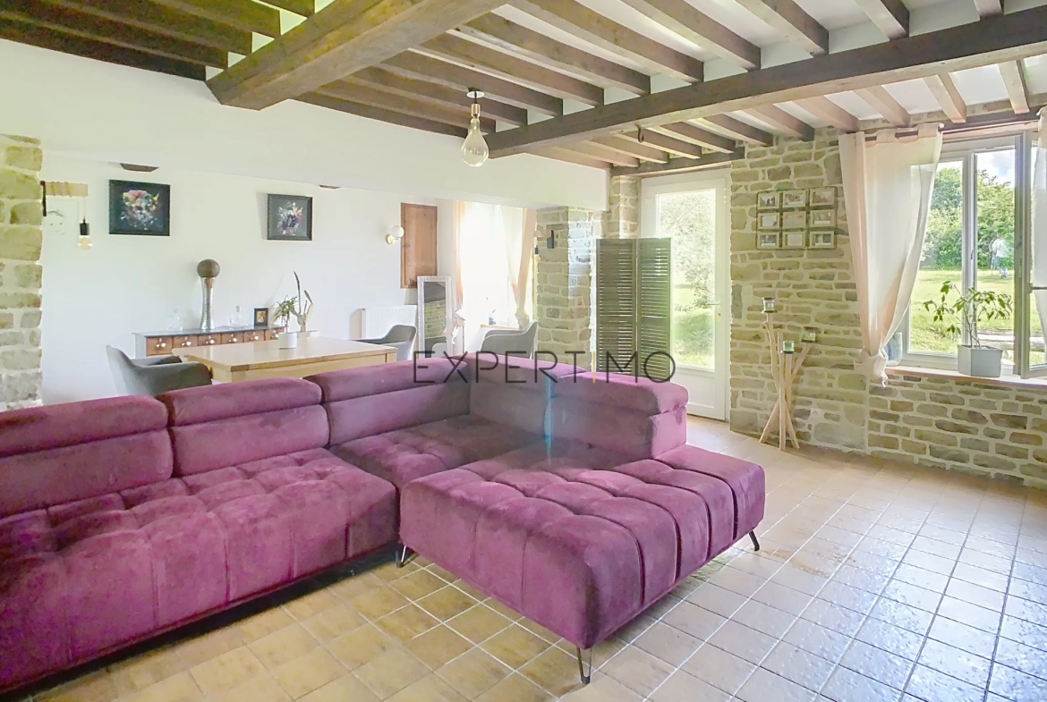 Maison en pierre de 130 m² avec dépendance et jardin clos proche d'Aunay-sur-Odon 