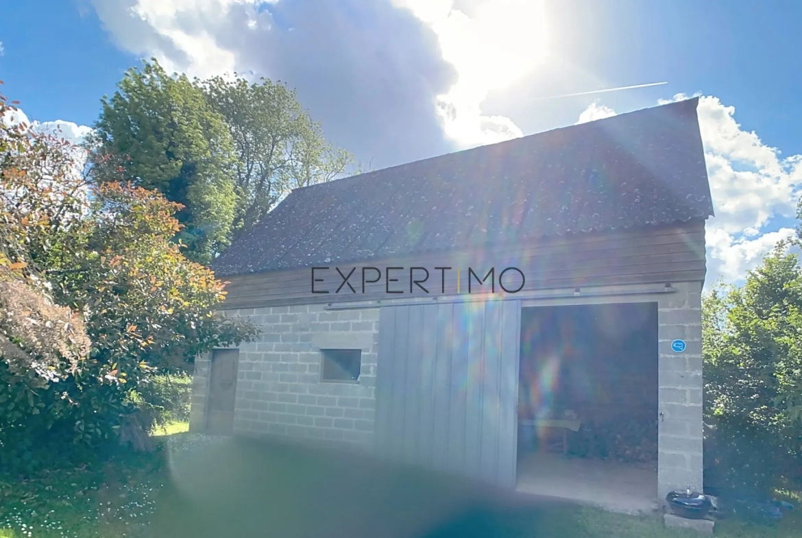 Maison en pierre de 130 m² avec dépendance et jardin clos proche d'Aunay-sur-Odon 