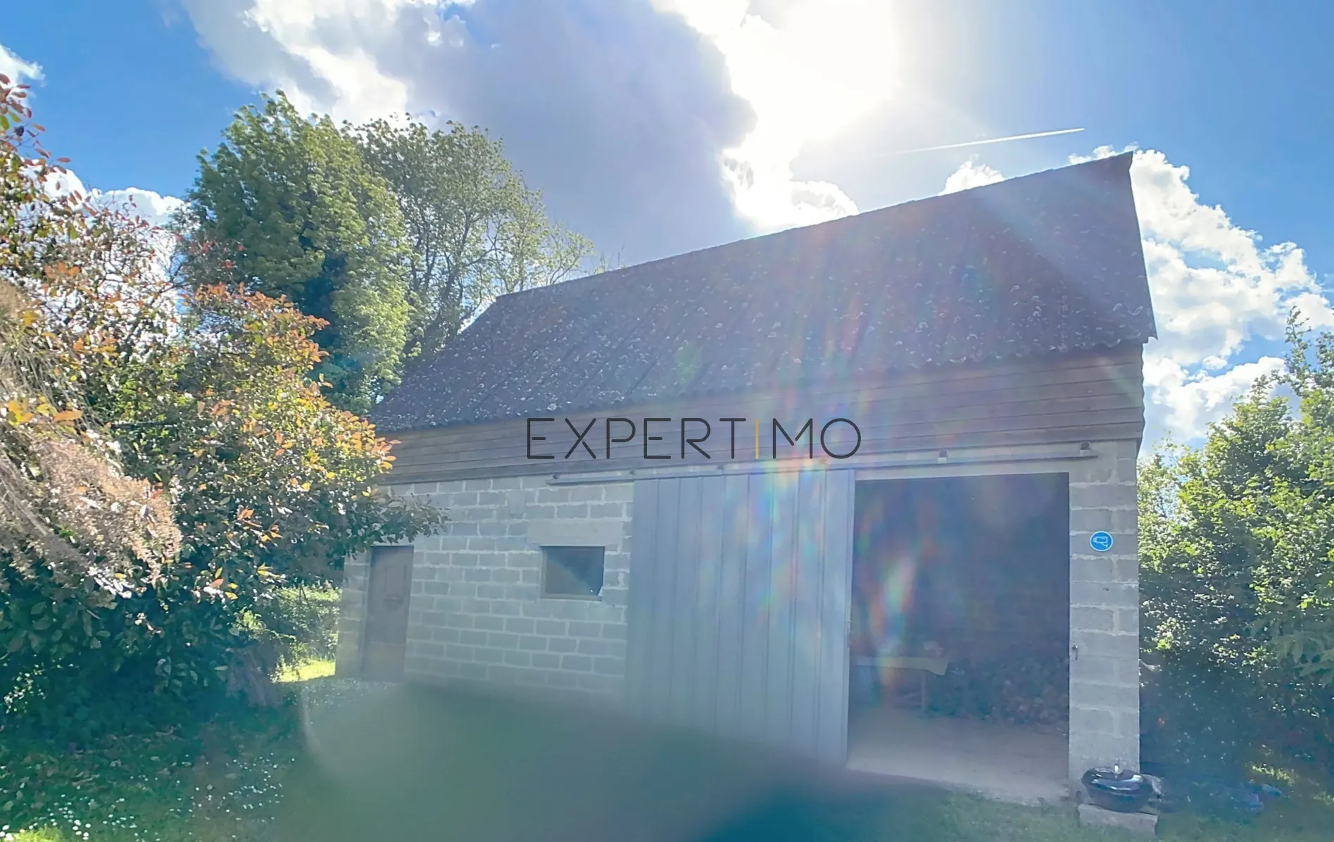 Maison en pierre de 130 m² avec dépendance et jardin clos proche d'Aunay-sur-Odon 