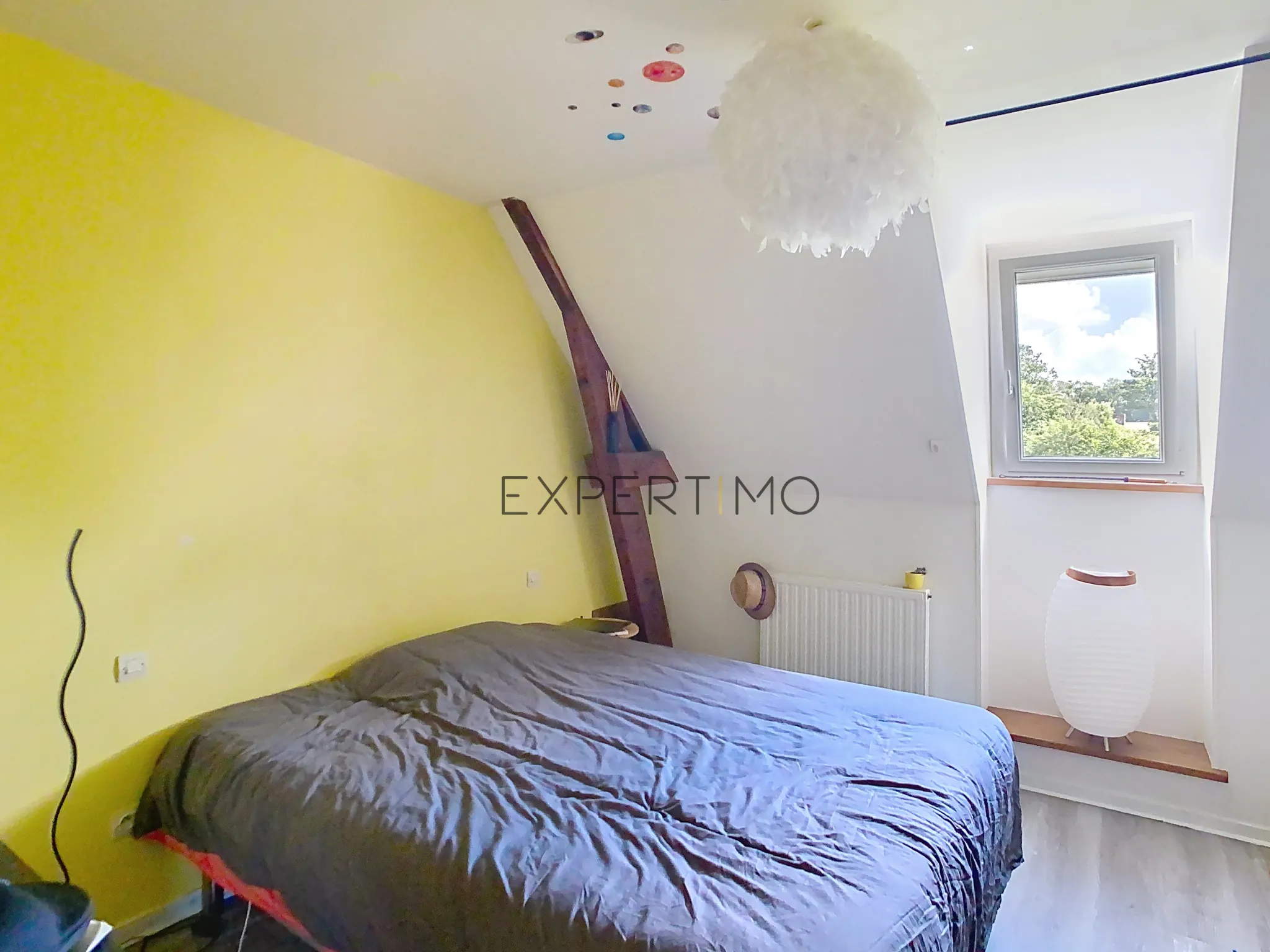 Maison en pierre de 130 m² avec dépendance et jardin clos proche d'Aunay-sur-Odon 