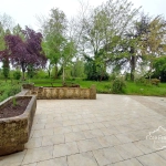 Belle maison en pierre avec dépendances et grand terrain proche Lamothe-Landerron