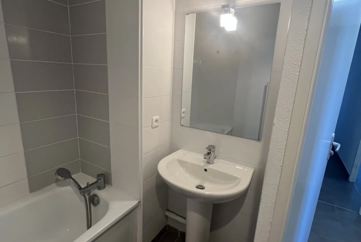 Appartement T3 avec terrasse et garage à Grabels proche Montpellier 
