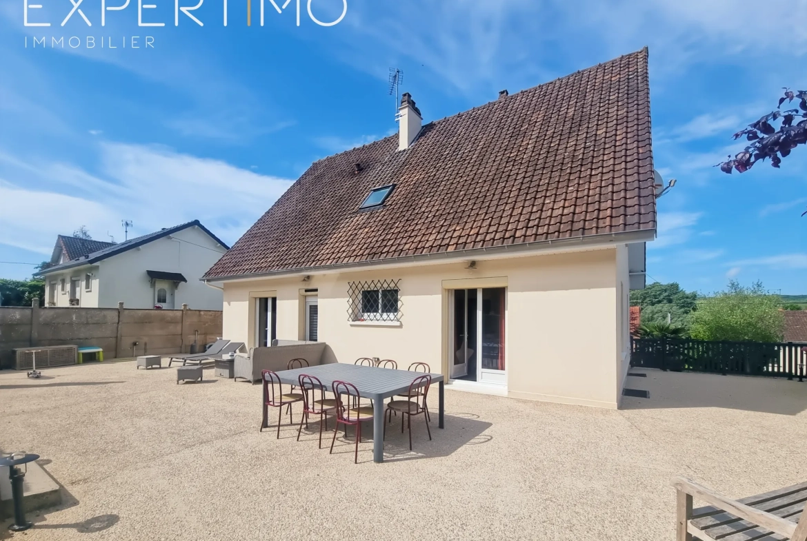 Maison familiale à Ponts et Marais avec jardin et terrasse, proche de Paris et de la mer 