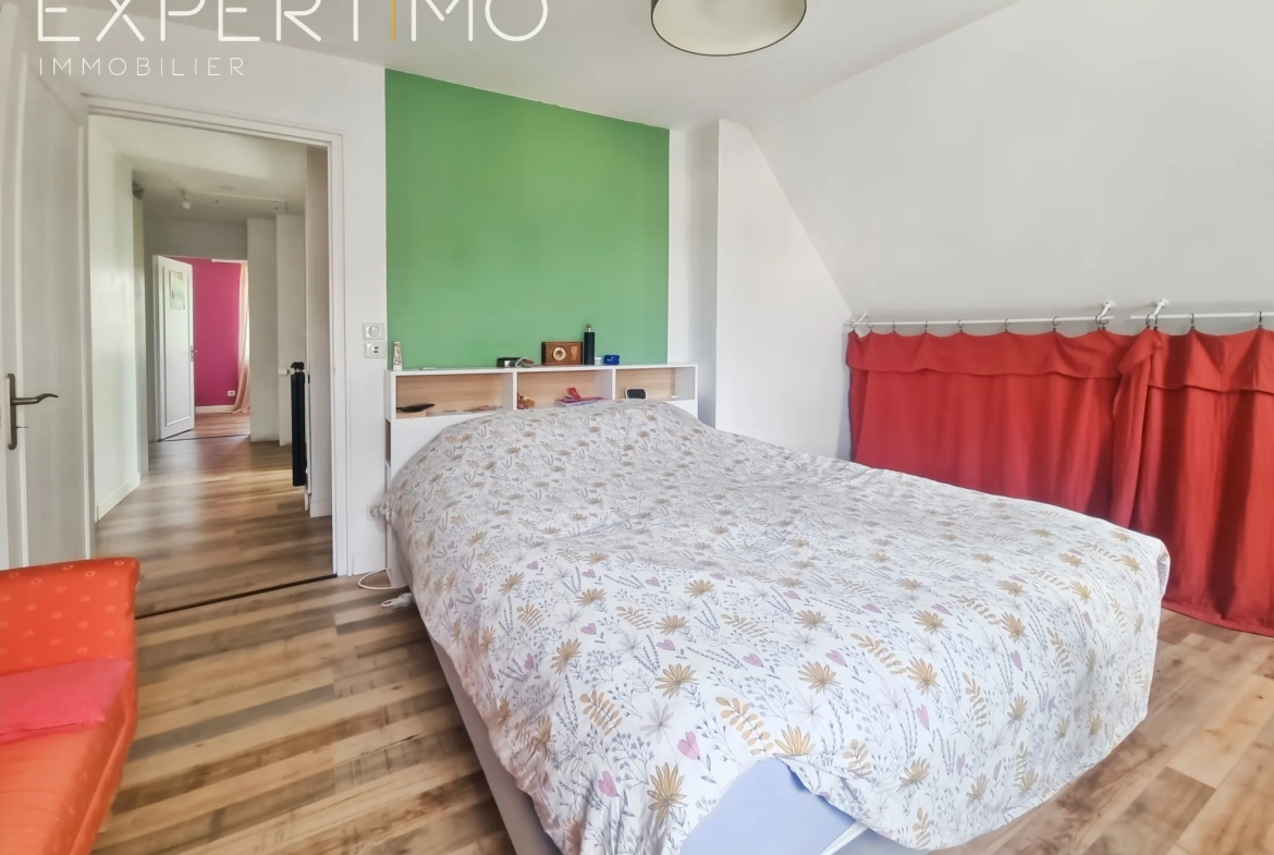 Maison familiale à Ponts et Marais avec jardin et terrasse, proche de Paris et de la mer 