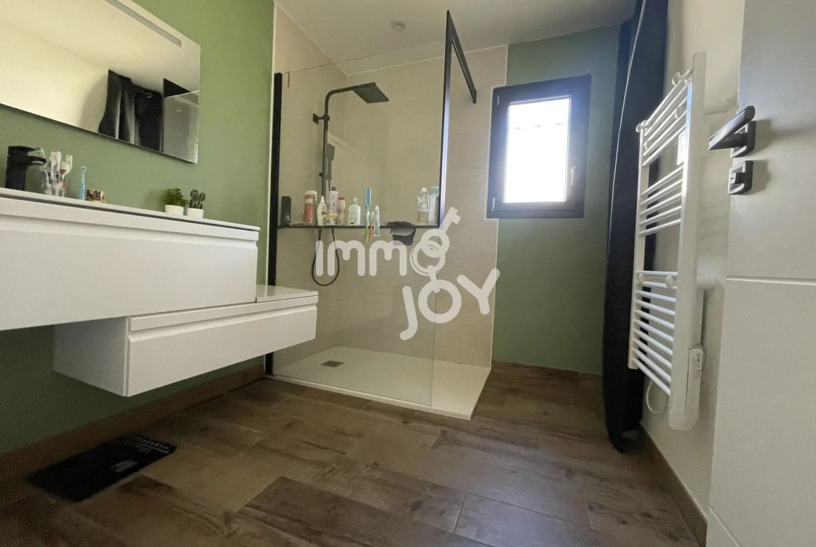 Villa contemporaine avec 3 chambres, jardin ensoleillé à Bize-Minervois 