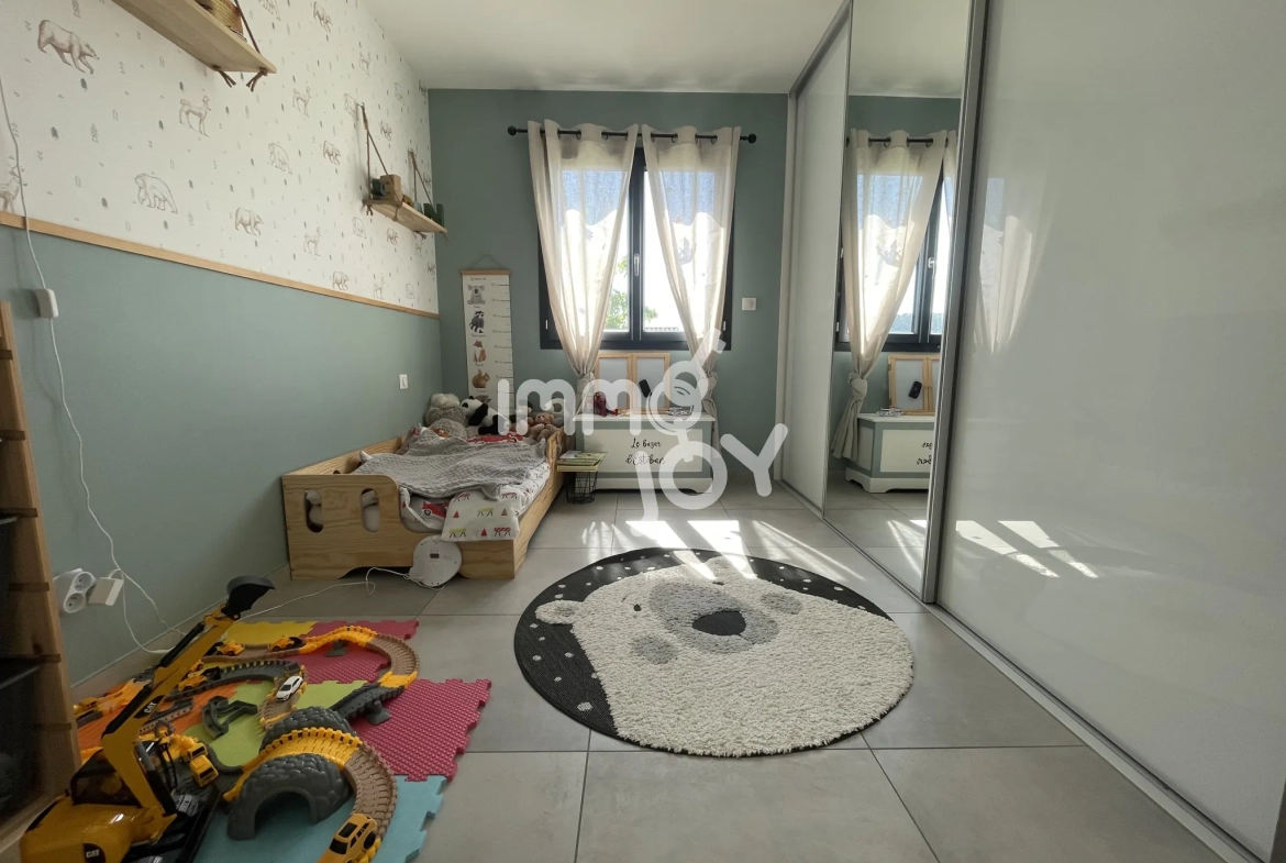 Villa contemporaine avec 3 chambres, jardin ensoleillé à Bize-Minervois 