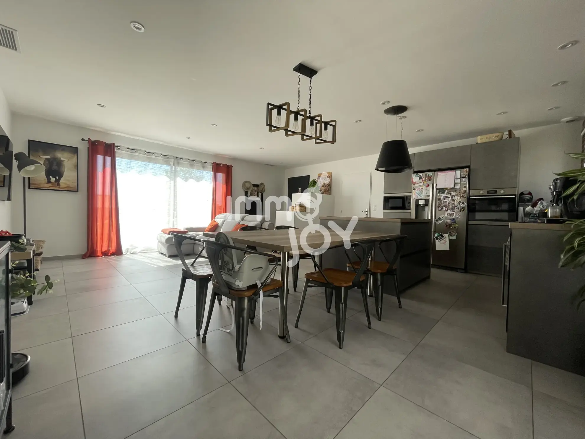 Villa contemporaine avec 3 chambres, jardin ensoleillé à Bize-Minervois 