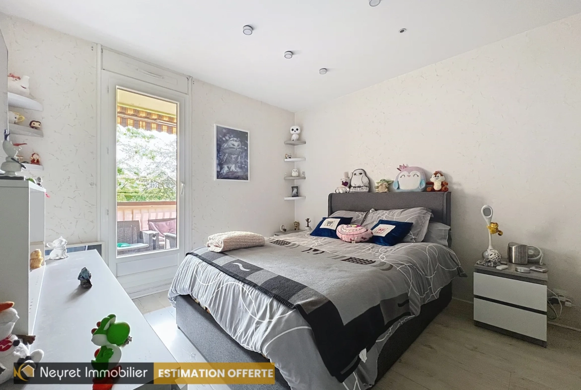 Appartement T3 lumineux de 79m² à Gleizé avec vue dégagée, garage et cave 