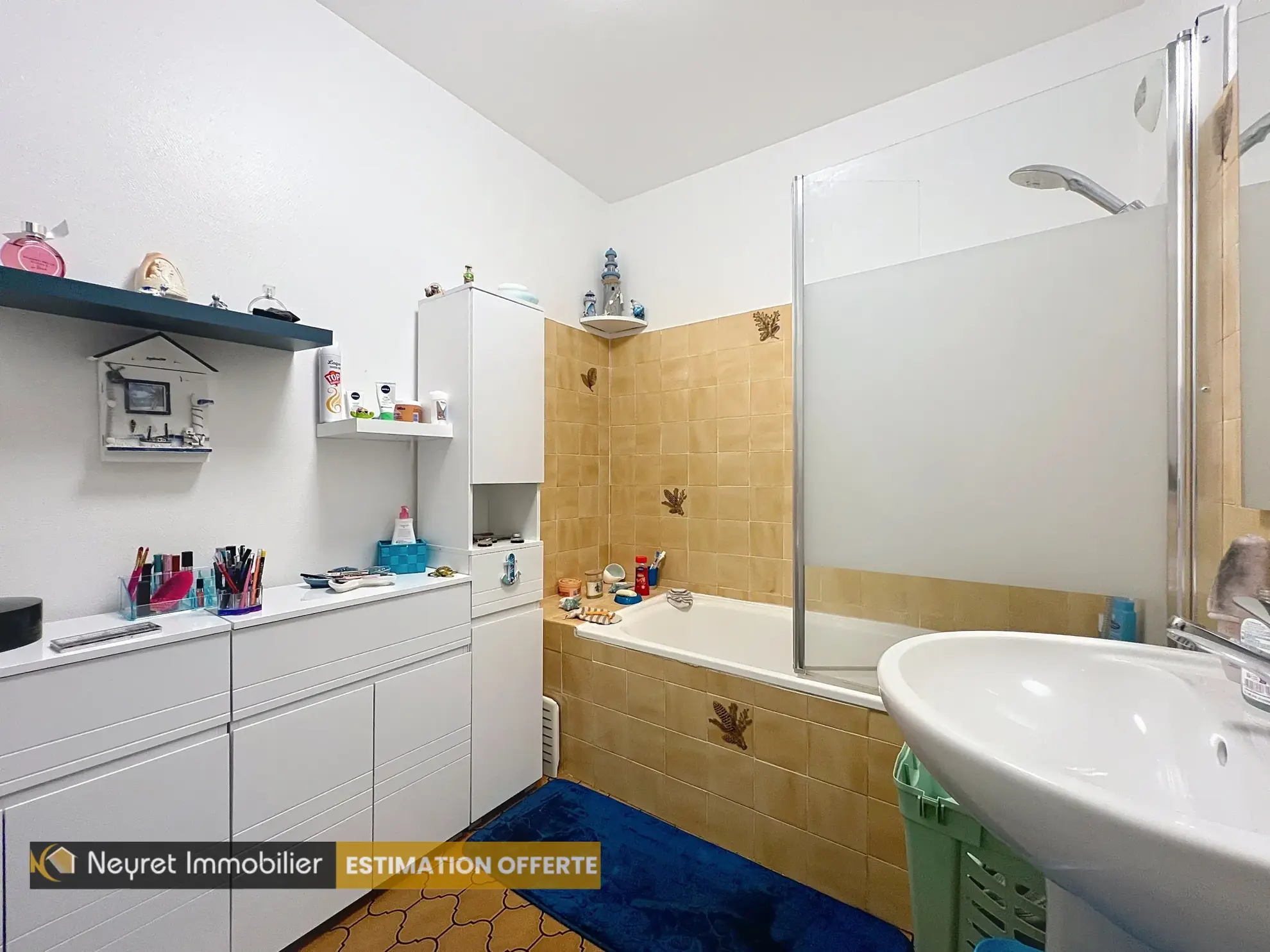 Appartement T3 lumineux de 79m² à Gleizé avec vue dégagée, garage et cave 