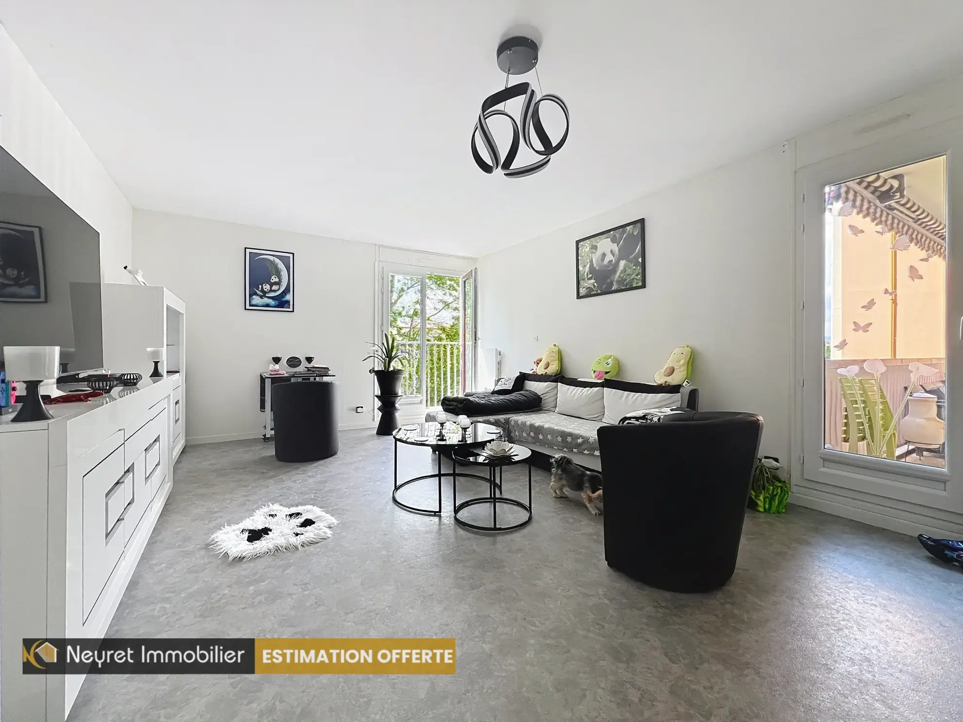 Appartement T3 lumineux de 79m² à Gleizé avec vue dégagée, garage et cave 