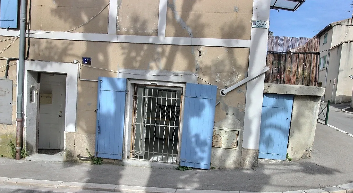 Studio lumineux à Fuveau au cœur de la ville 