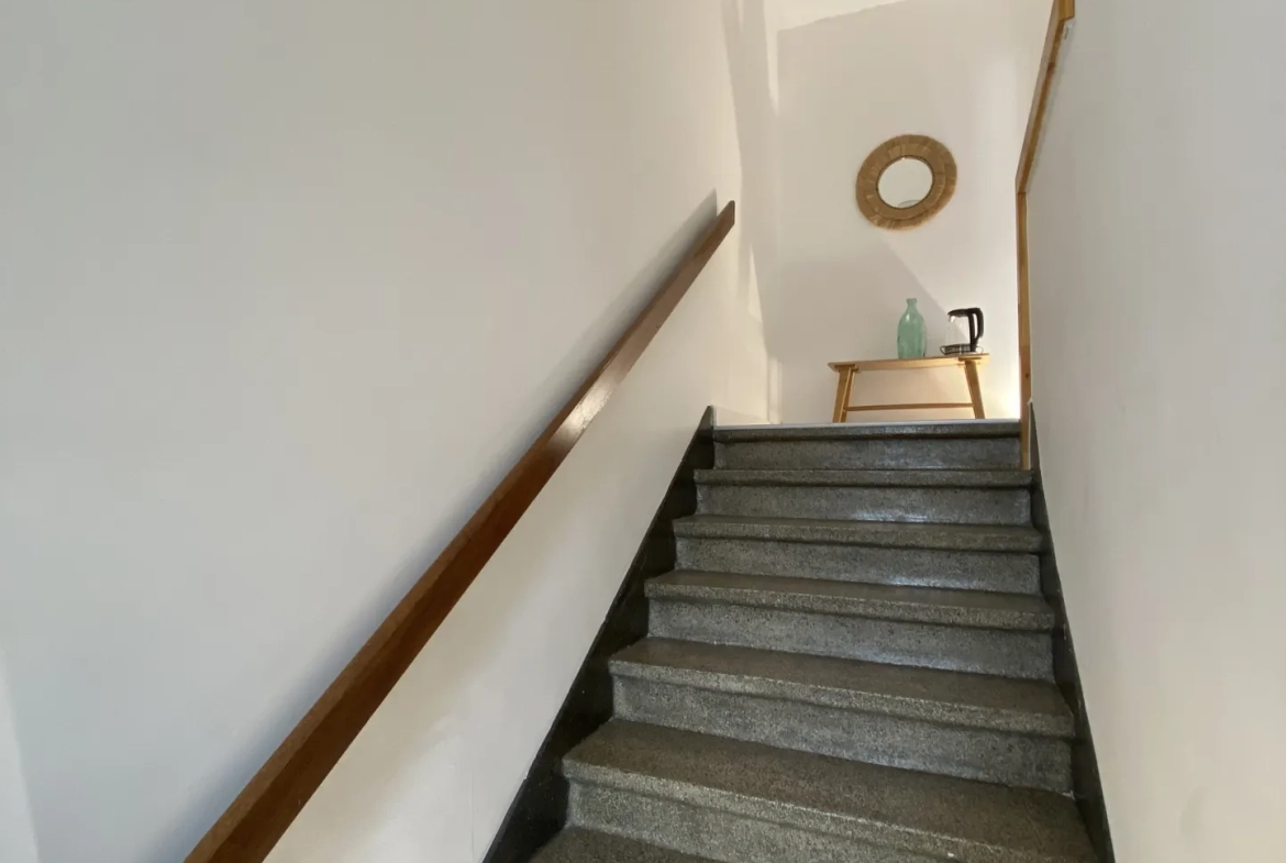 Appartement traversant de 73,9 m² à Clermont-Ferrand proche jardin Lecoq et tramway 