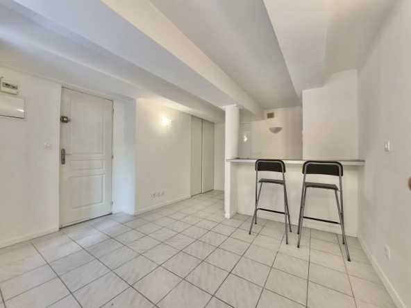 Studio à vendre à La Garde - Opportunité d'investissement ou primo-accédant 