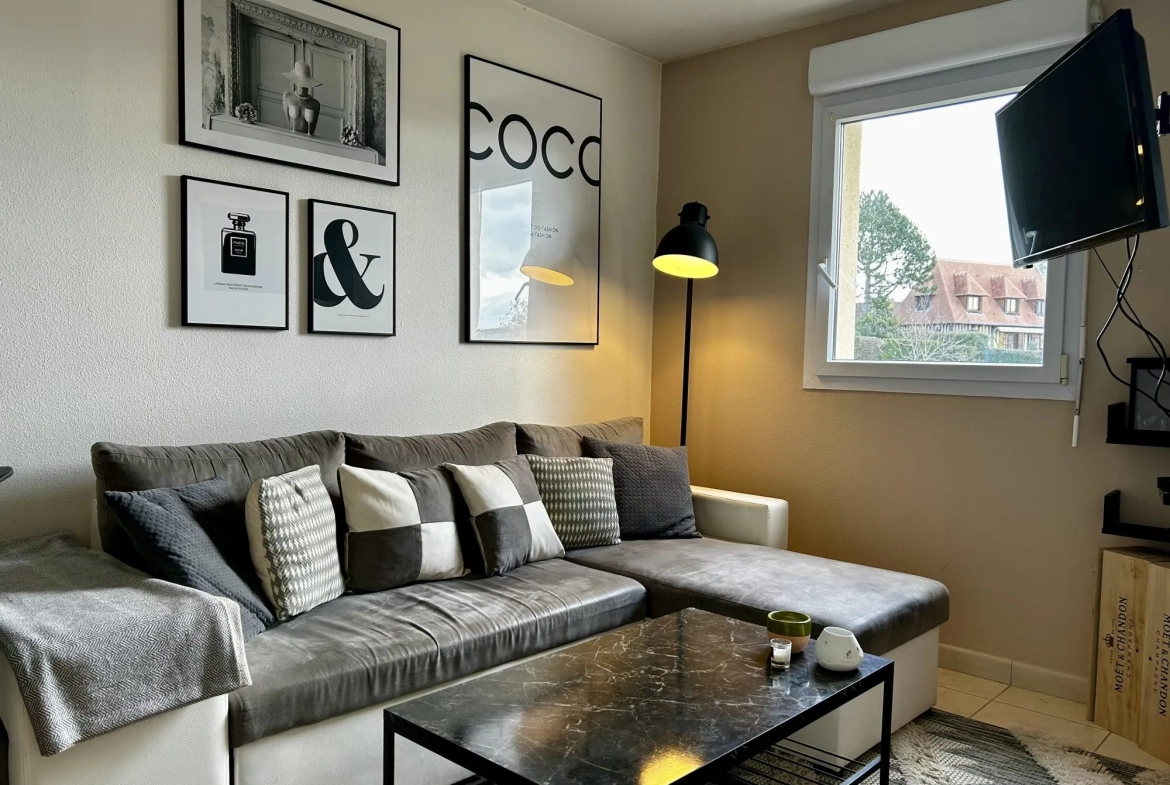 Appartement 2 pièces lumineux avec balcon, parking, proche Deauville et Trouville 
