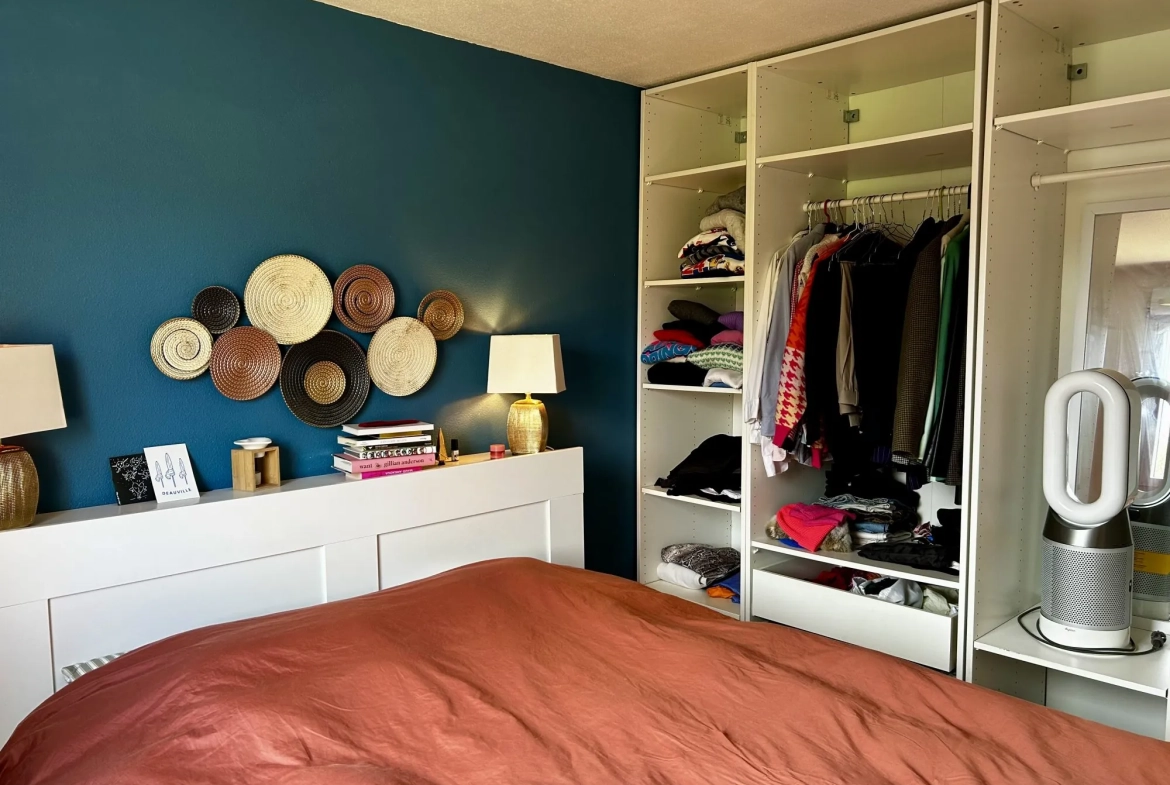 Appartement 2 pièces lumineux avec balcon, parking, proche Deauville et Trouville 