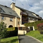Appartement 2 pièces lumineux avec balcon, parking, proche Deauville et Trouville