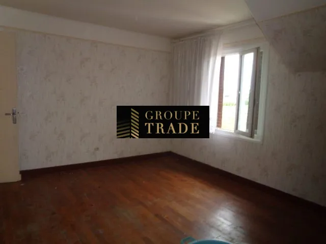 Maison de campagne à vendre à Vaudoy-en-Brie - Ambiance paisible et potentiel à saisir 