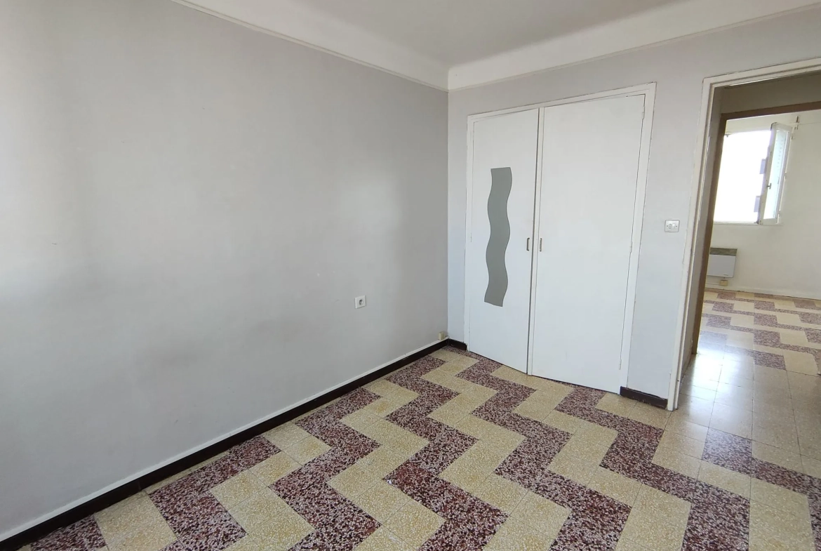 Appartement T4 à vendre à Béziers dans le quartier de la Font-Neuve 